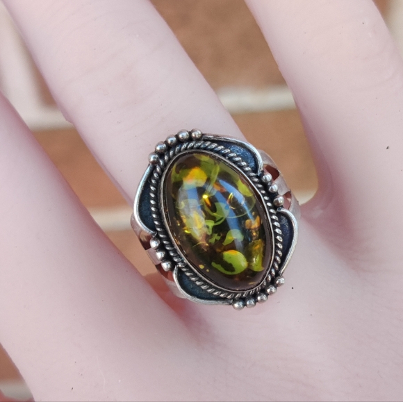 Vintage Sterling Amber Ring - Picture 4 of 7